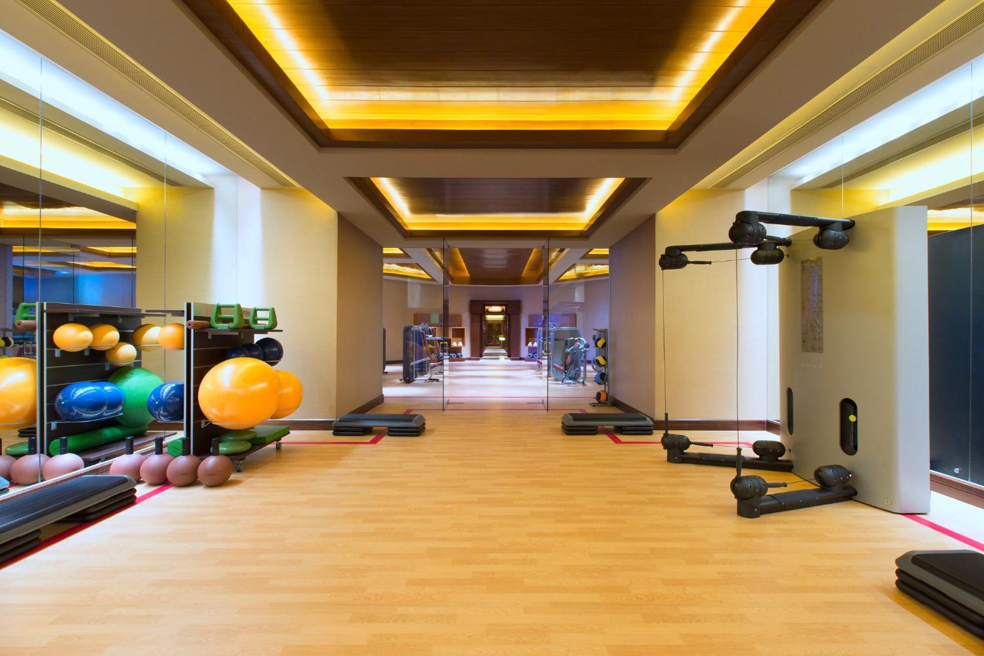 Sheraton Grand Macao Hotel Exterior photo The gym at the hotel