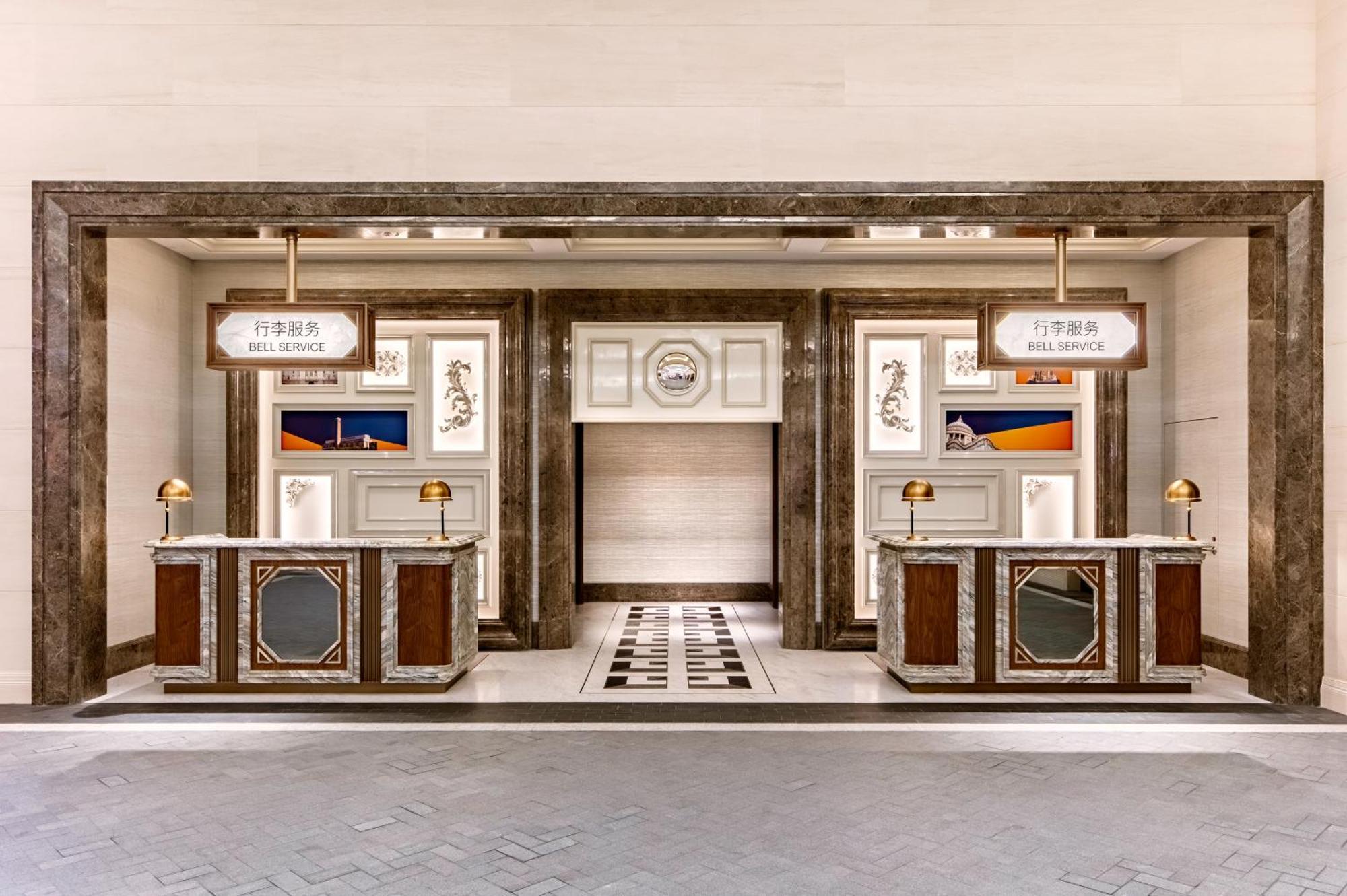 Sheraton Grand Macao Hotel Exterior photo The Concierge Desk at The Ritz-Carlton, Hong Kong