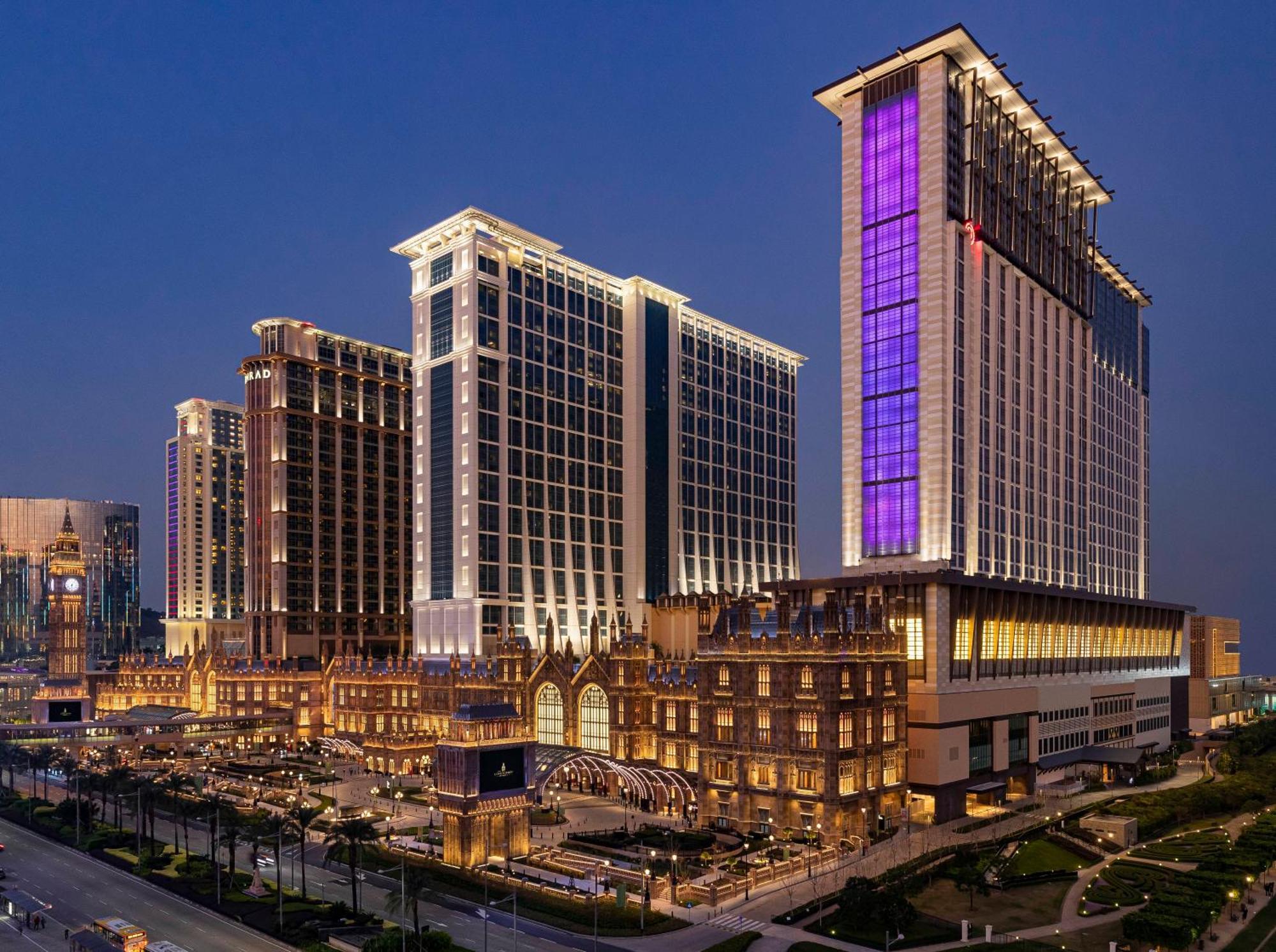 Sheraton Grand Macao Hotel Exterior photo