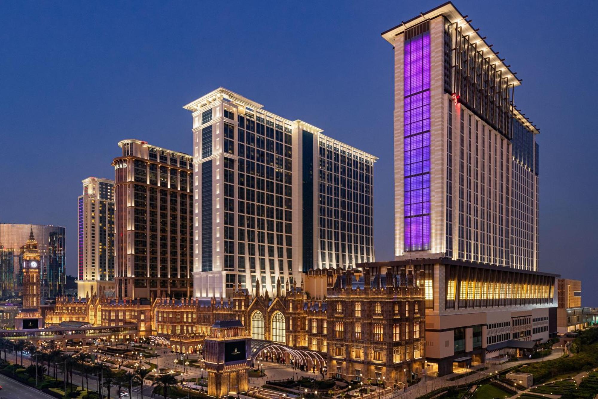 Sheraton Grand Macao Hotel Exterior photo The Venetian Resort Macao